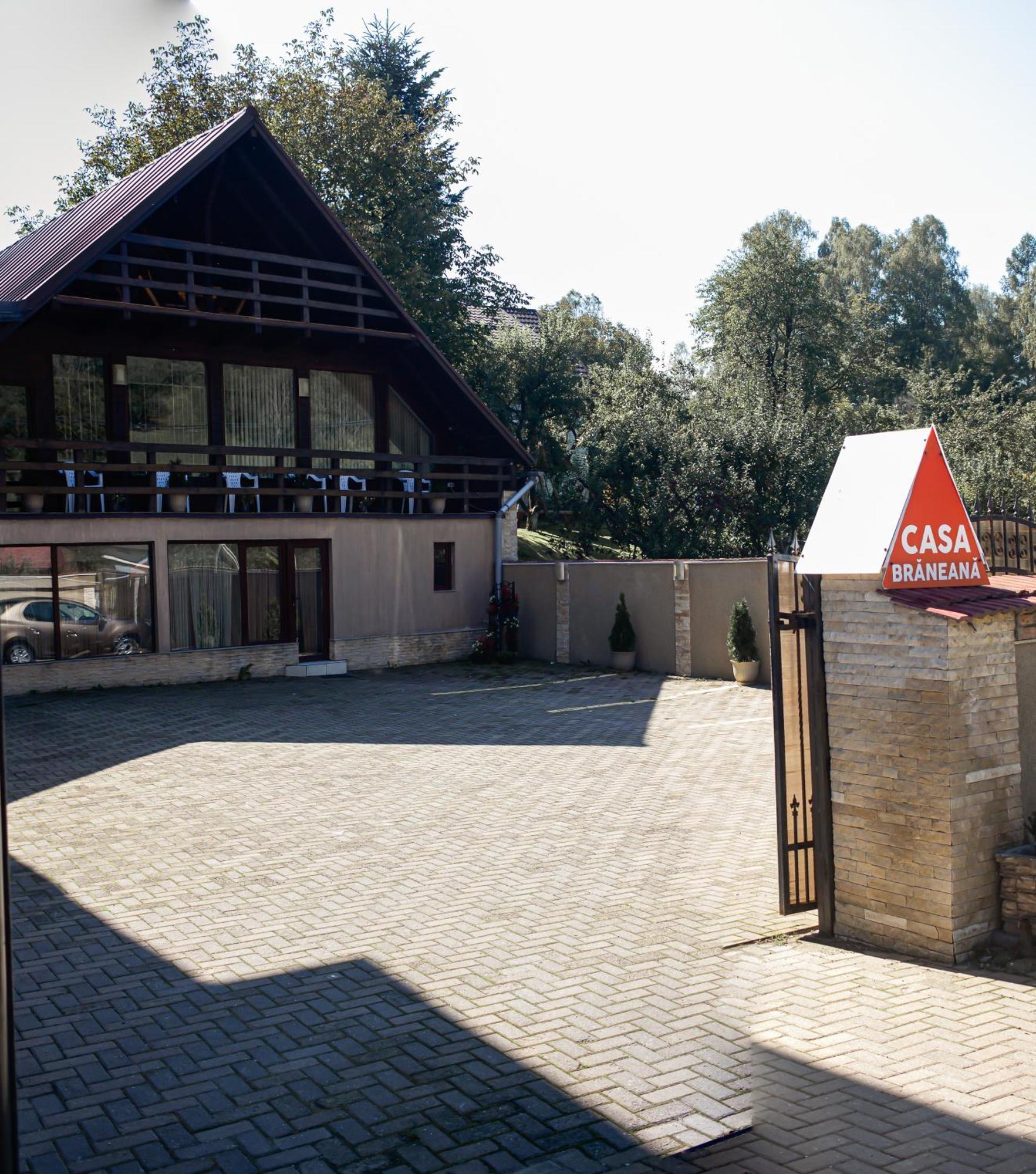 Casa Braneana- Pensiune Restaurant Bran  Exterior foto